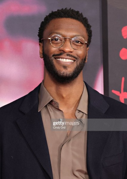 Aldis Hodge photo