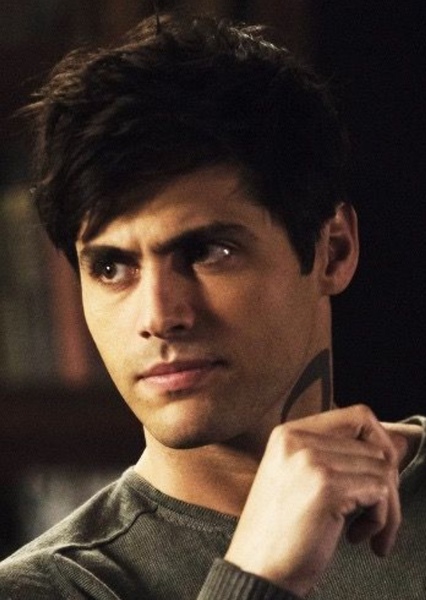 Alec Lightwood photo