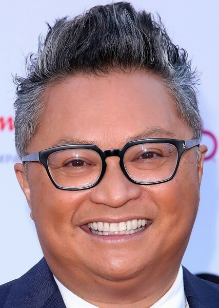 Alec Mapa photo