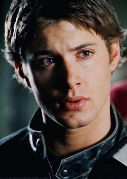 Alec McDowell / X5-494 (Dark Angel) photo