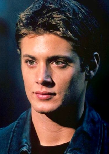 Alec McDowell / X5-494 (Dark Angel) photo