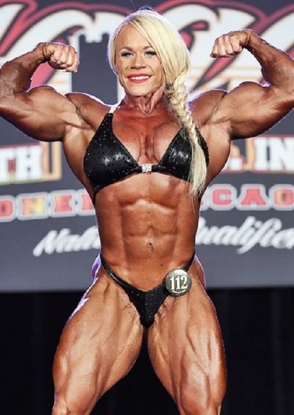 Aleesha Young photo