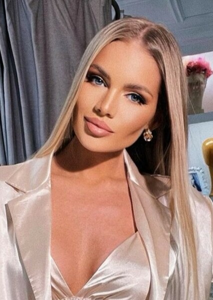 Alena Viva photo