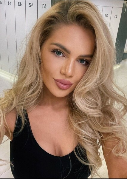 Alena Viva photo