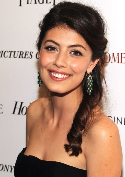 Alessandra Mastronardi photo