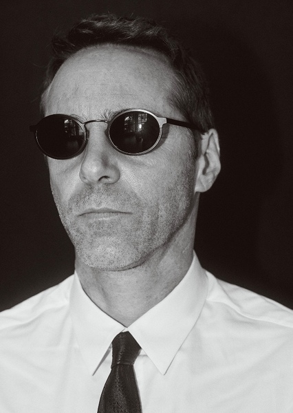 Alessandro Nivola photo