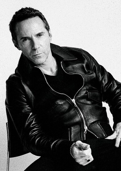 Alessandro Nivola photo