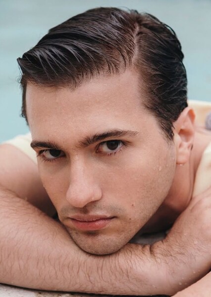 Alex Fitzalan photo
