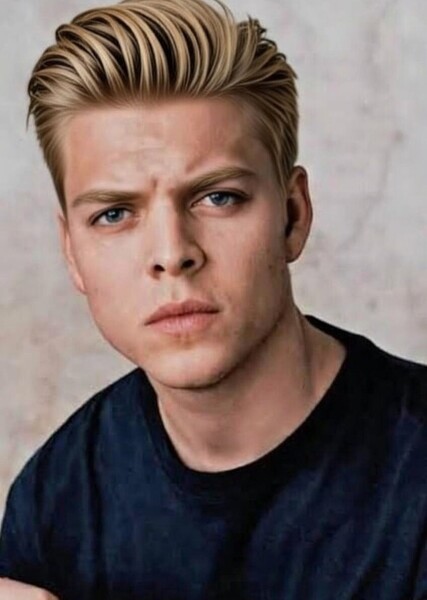Alex Høgh Andersen photo