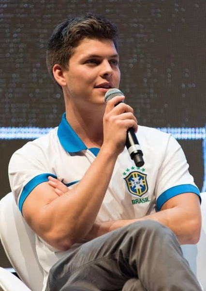 Alex Høgh Andersen photo