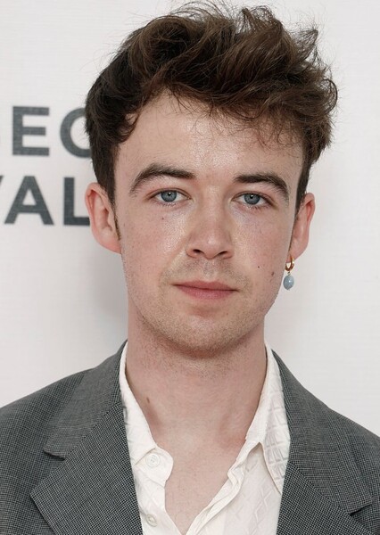 Alex Lawther photo