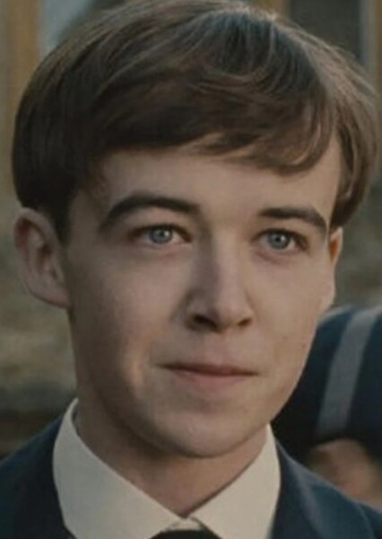 Alex Lawther photo