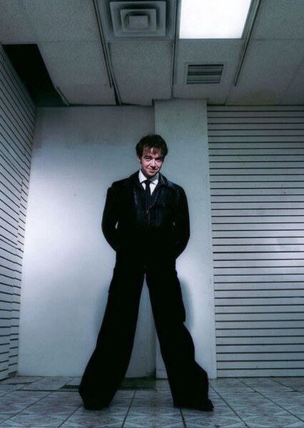 Alex Lawther photo