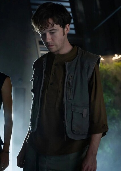 Alex Lawther photo