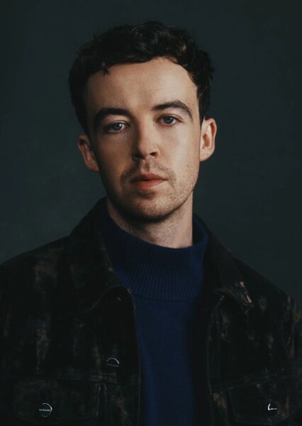 Alex Lawther photo