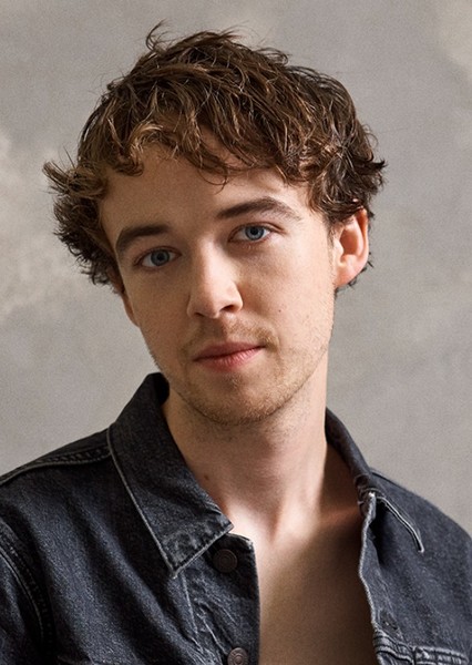 Alex Lawther photo