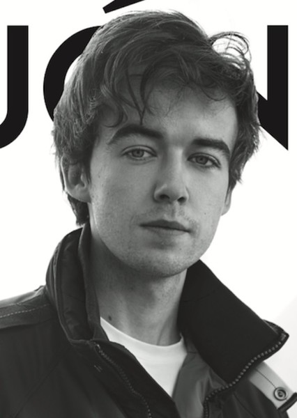 Alex Lawther photo