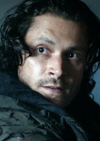 Alex Meraz photo
