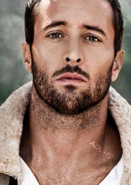 Alex O'Loughlin