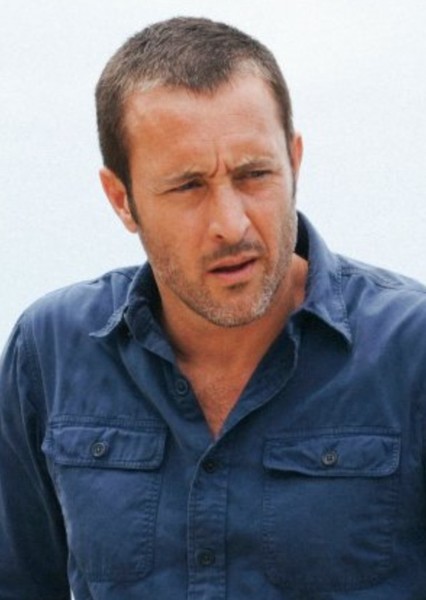 Alex O'Loughlin photo
