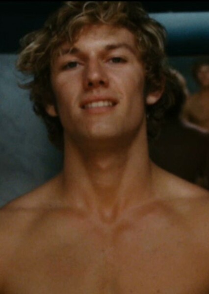 Alex Pettyfer