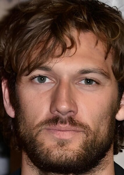Alex Pettyfer photo