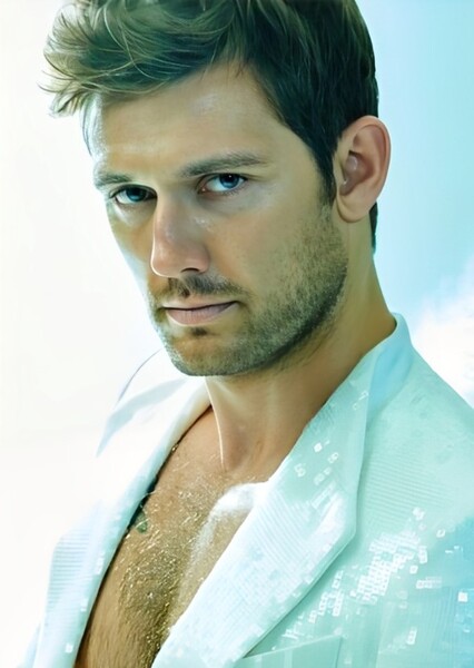 Alex Pettyfer