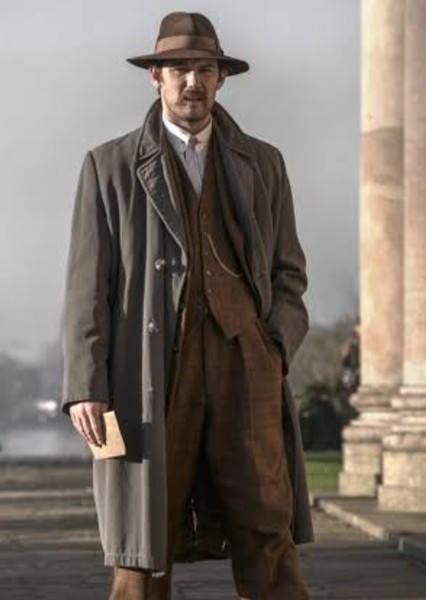 Alex Pettyfer photo
