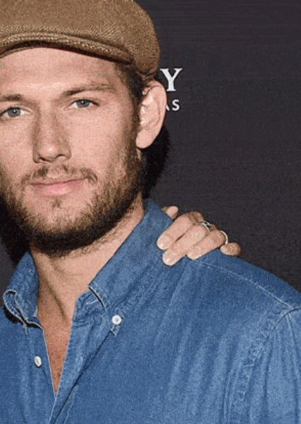 Alex Pettyfer photo