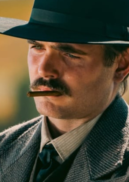Alex Roe photo