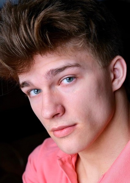 Alex Sampson photo
