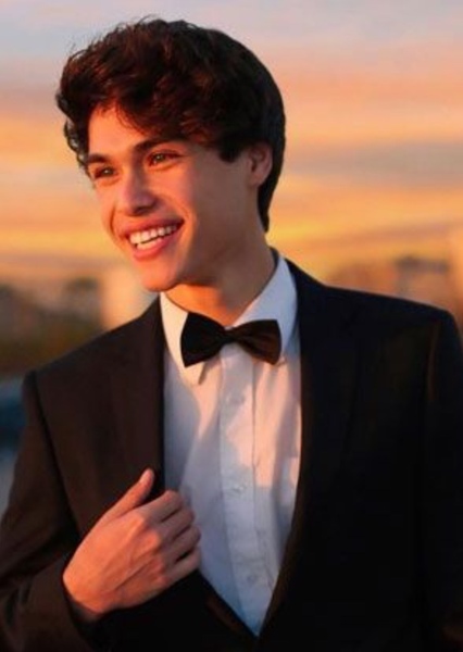 Alex Stokes photo