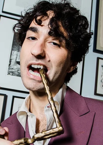 Alex Wolff photo