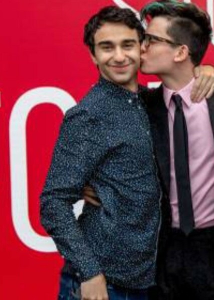 Alex Wolff photo