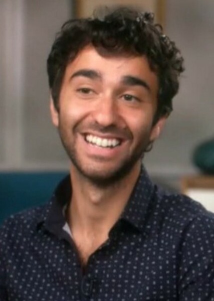 Alex Wolff photo