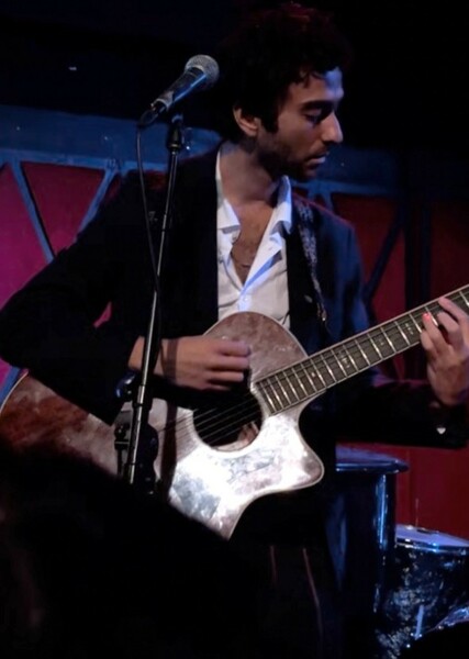Alex Wolff photo