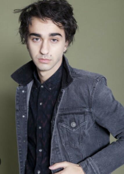 Alex Wolff photo