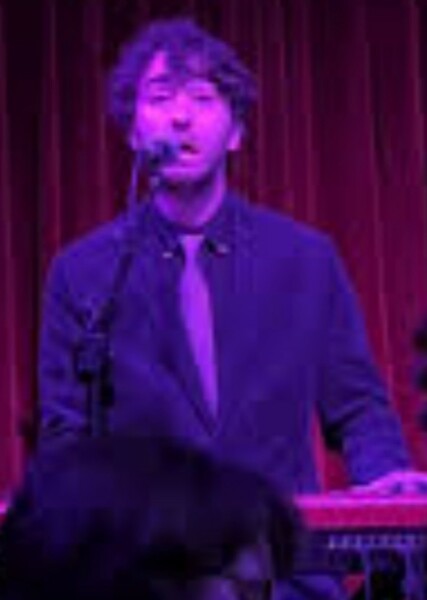 Alex Wolff photo