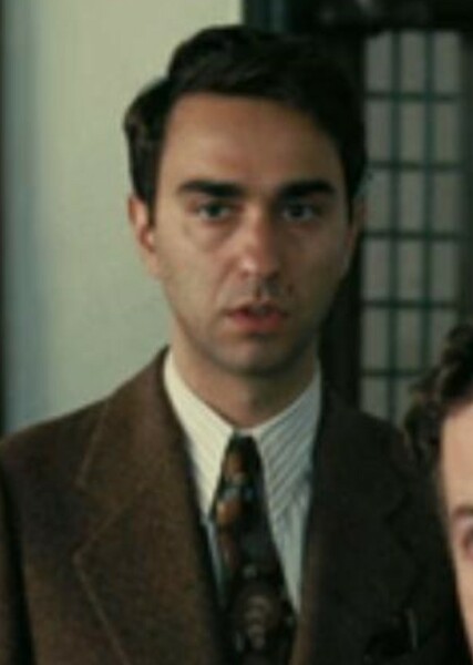 Alex Wolff photo