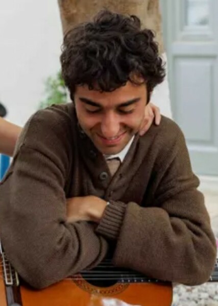 Alex Wolff photo