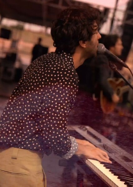 Alex Wolff photo