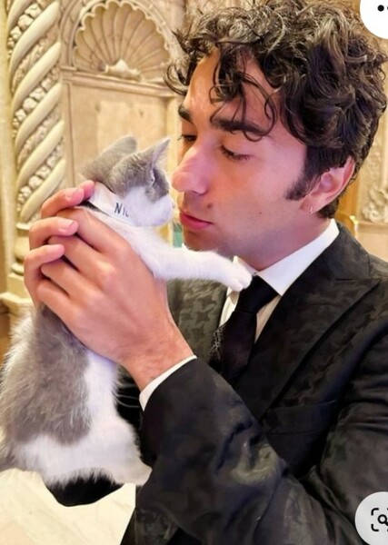 Alex Wolff photo