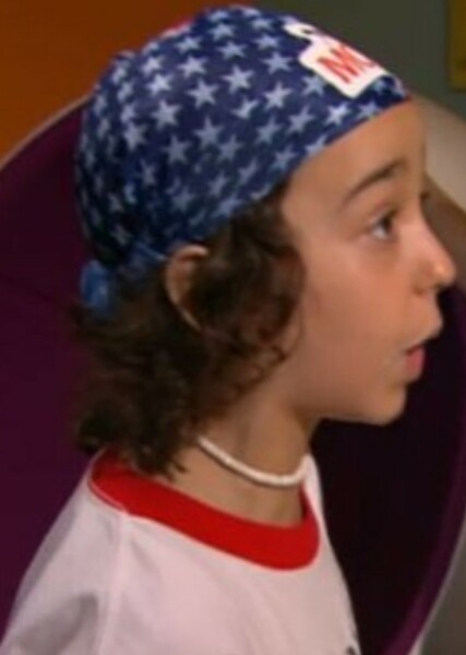 Alex Wolff photo