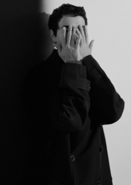 Alex Wolff photo