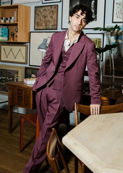 Alex Wolff photo