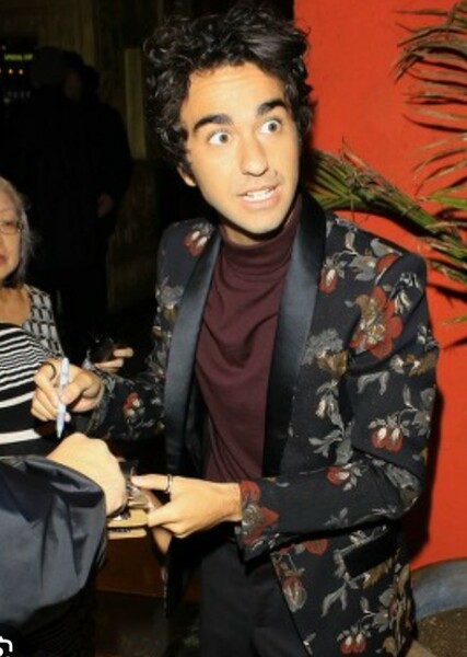 Alex Wolff photo
