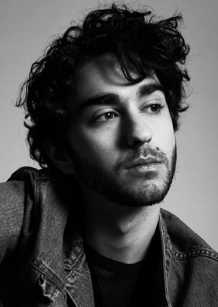 Alex Wolff photo