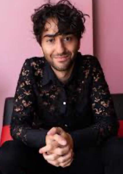 Alex Wolff photo