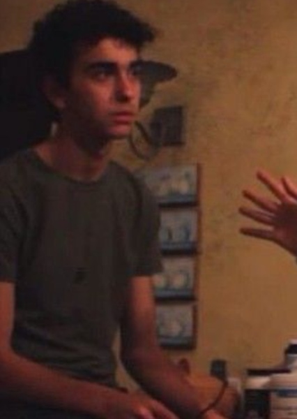 Alex Wolff photo