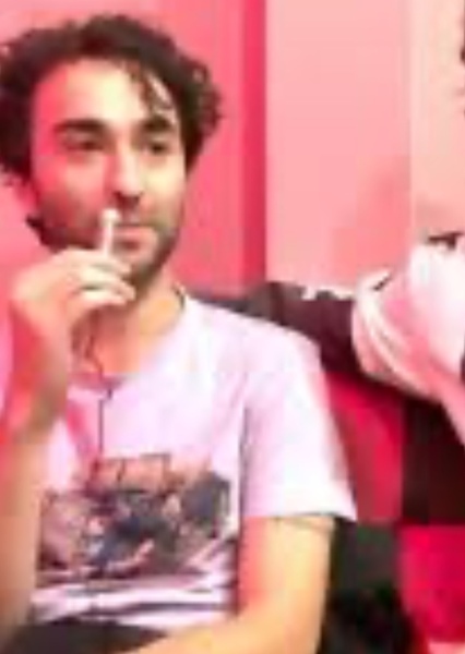 Alex Wolff photo